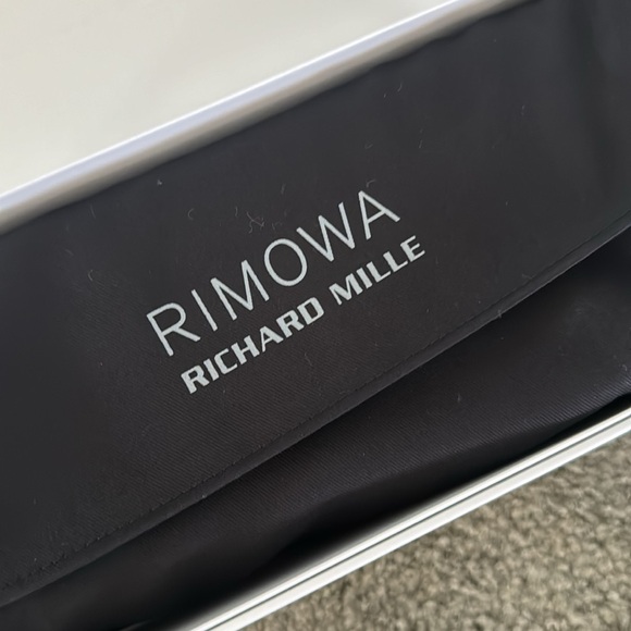 NEW RICHARD MILLE x RIMOWA collaborate Watch box - Picture 5 of 6